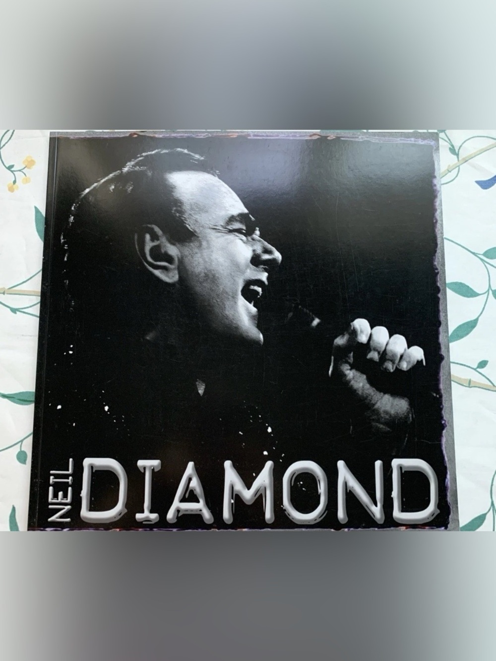 Neil Diamond Live 2005 World Tour Collector's Edition Rock & Pop Concert Program